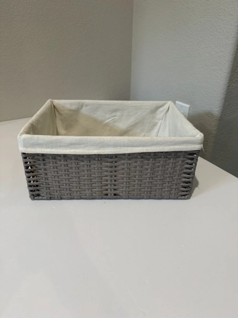 Container Store Montauk Rectangular Storage Basket Medium Grey 11x15x6.5 New Tag